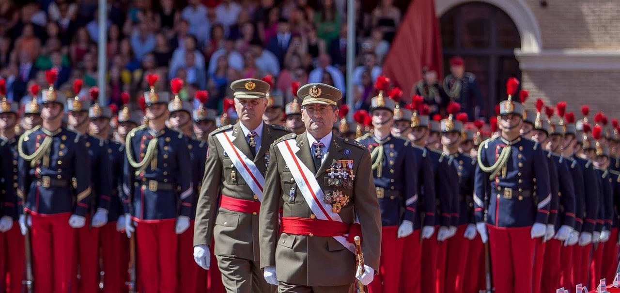 El Jefe de Estado Mayor del Ejército (JEME), Amador Enseñat, en la Academia General Militar de Zaragoza (Foto: Flickr Ejército de Tierra).