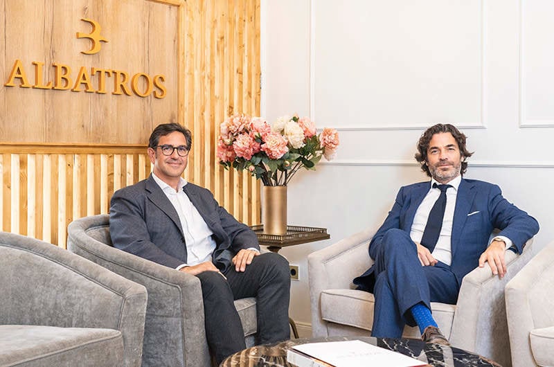 Manuel Obradors y Albatros Luxury Real Estate celebran su primer aniversario.