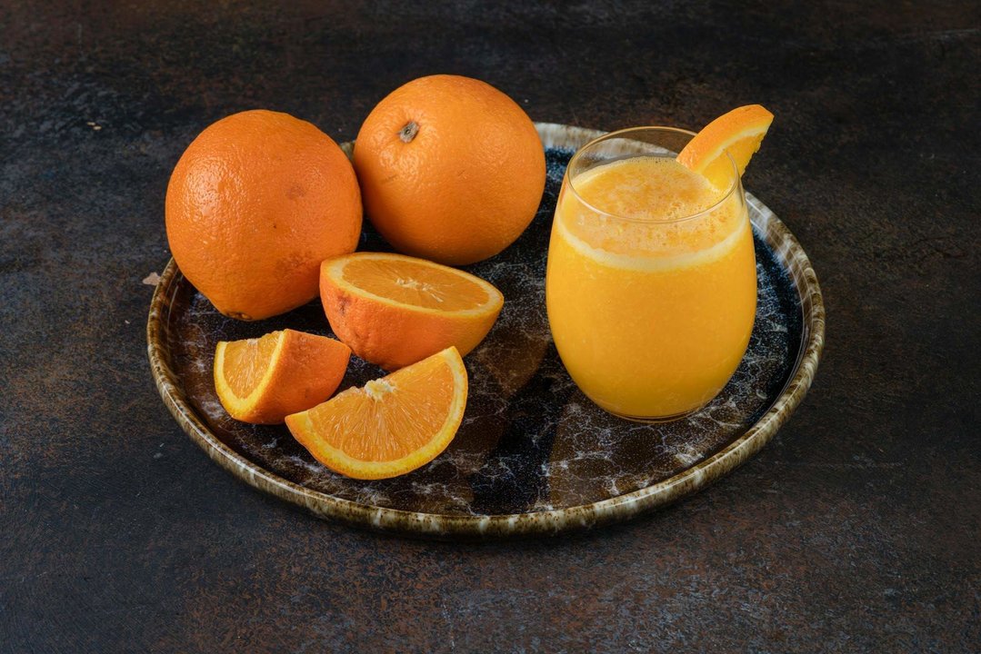 Zumo de naranja natural 100% exprimido: Beneficios y opiniones