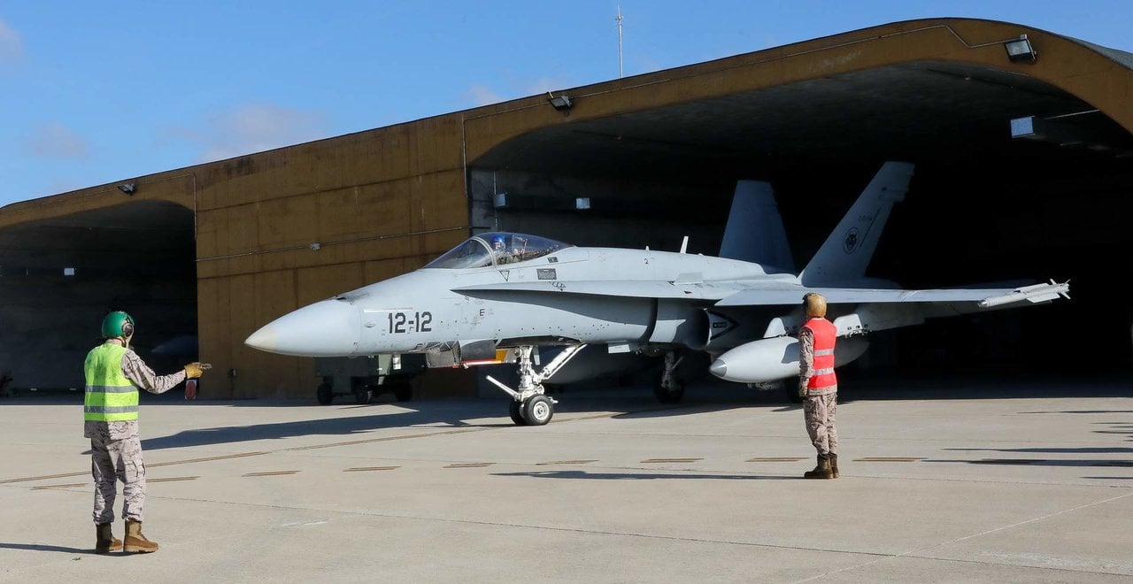 Un F-18 del Ala 12 en la base aérea de Torrejón de Ardoz (Foto: Marta Fernández / Europa Press).