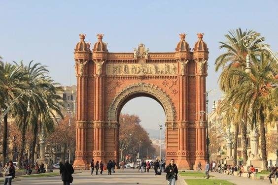 Donde comprar terea en Barcelona: Estos son los sitios abiertos 24 horas donde encontrar Iqos