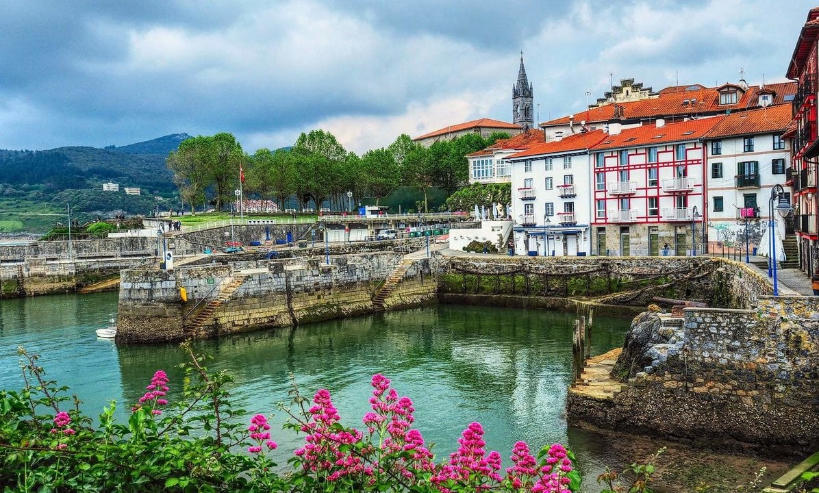 Mundaka: Entre el Mar y la Historia en la Reserva de Urdaibai