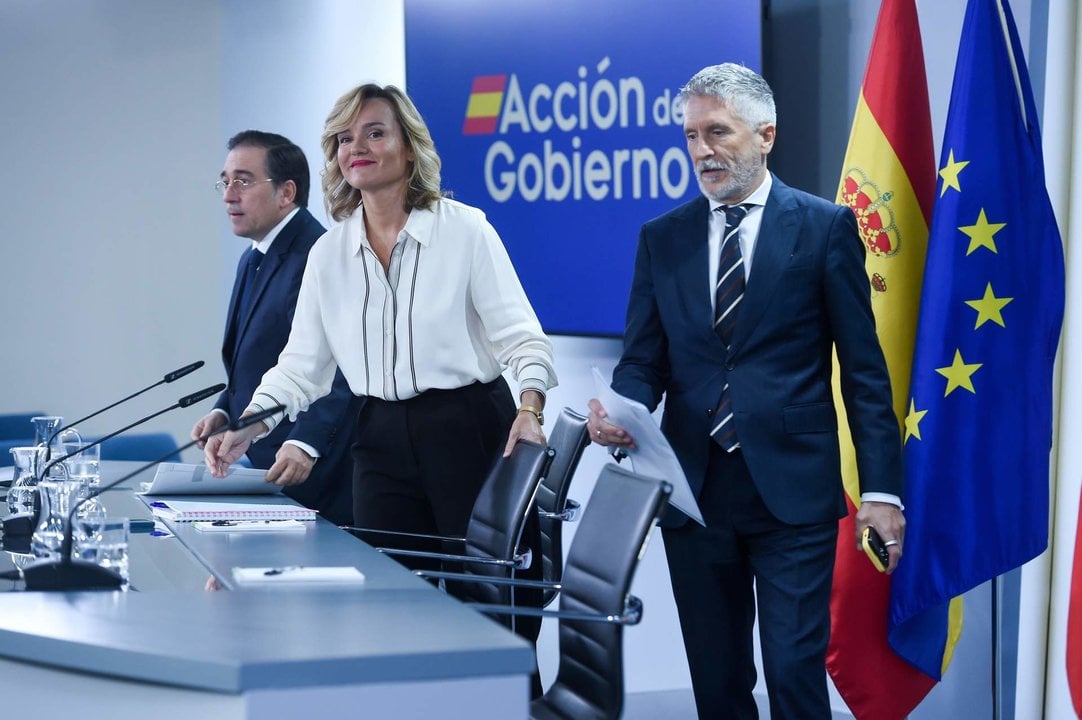 De izquierda a derecha. El ministro de Asuntos Exteriores, Unión Europea y Cooperación, José Manuel Albares; la ministra de Educación, Formación Profesional y Deportes y portavoz del Gobierno, Pilar Alegría, y el ministro del Interior, Fernando Grande-Marlaska.