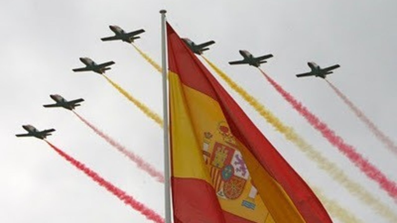 La Patrulla Águila volará dos veces sobre Cataluña