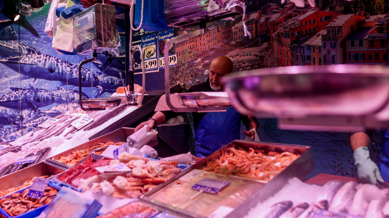 Cae un 25% el consumo de pescados y mariscos en los hogares españoles desde  2008