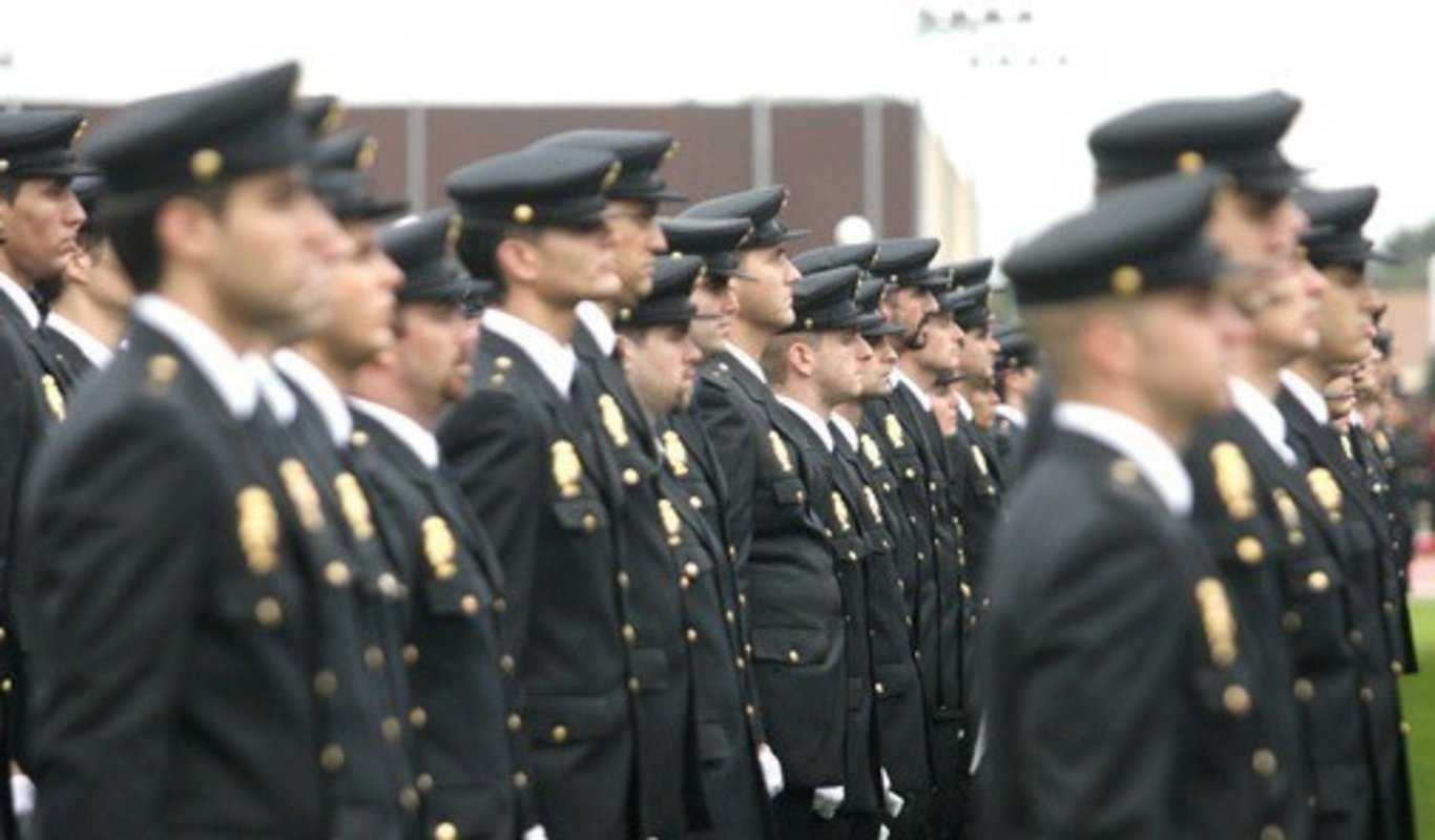 Los Nuevos Policias Tendran Que Saber Ingles