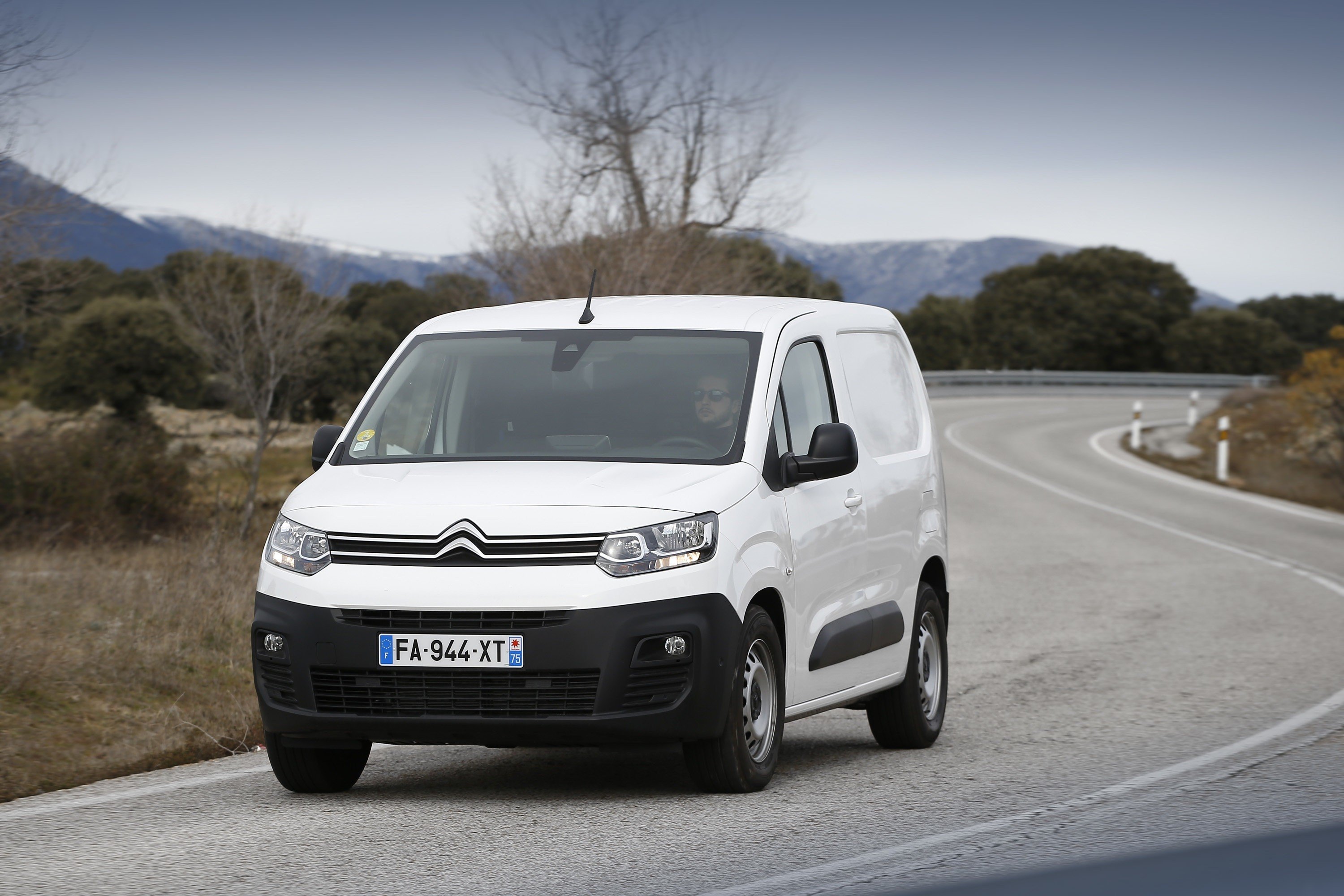 Ситроен ел. Ситроен Берлинго 2022. Ситроен Берлинго 2019. Citroen Berlingo van 2019. Ситроен Берлинго 2021.