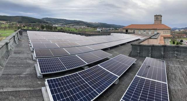 Audax cierra con el fondo IKAV un primer acuerdo de 40 millones en proyectos fotovoltaicos