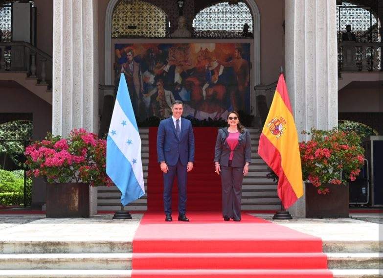 Sánchez ampliará el acuerdo sobre migración circular con Honduras y firma un memorando de cooperación sanitaria