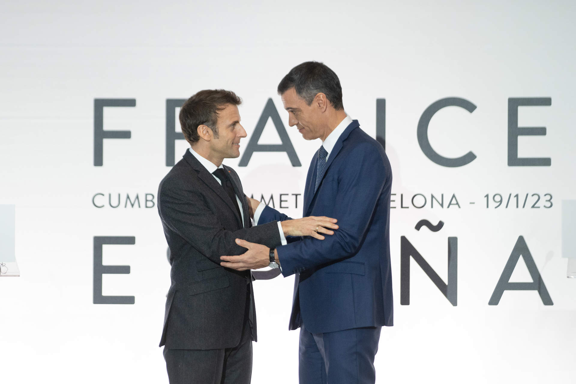 La cumbre de Sánchez y Macron no consigue desbloquear el cierre de pasos fronterizos por parte de Francia