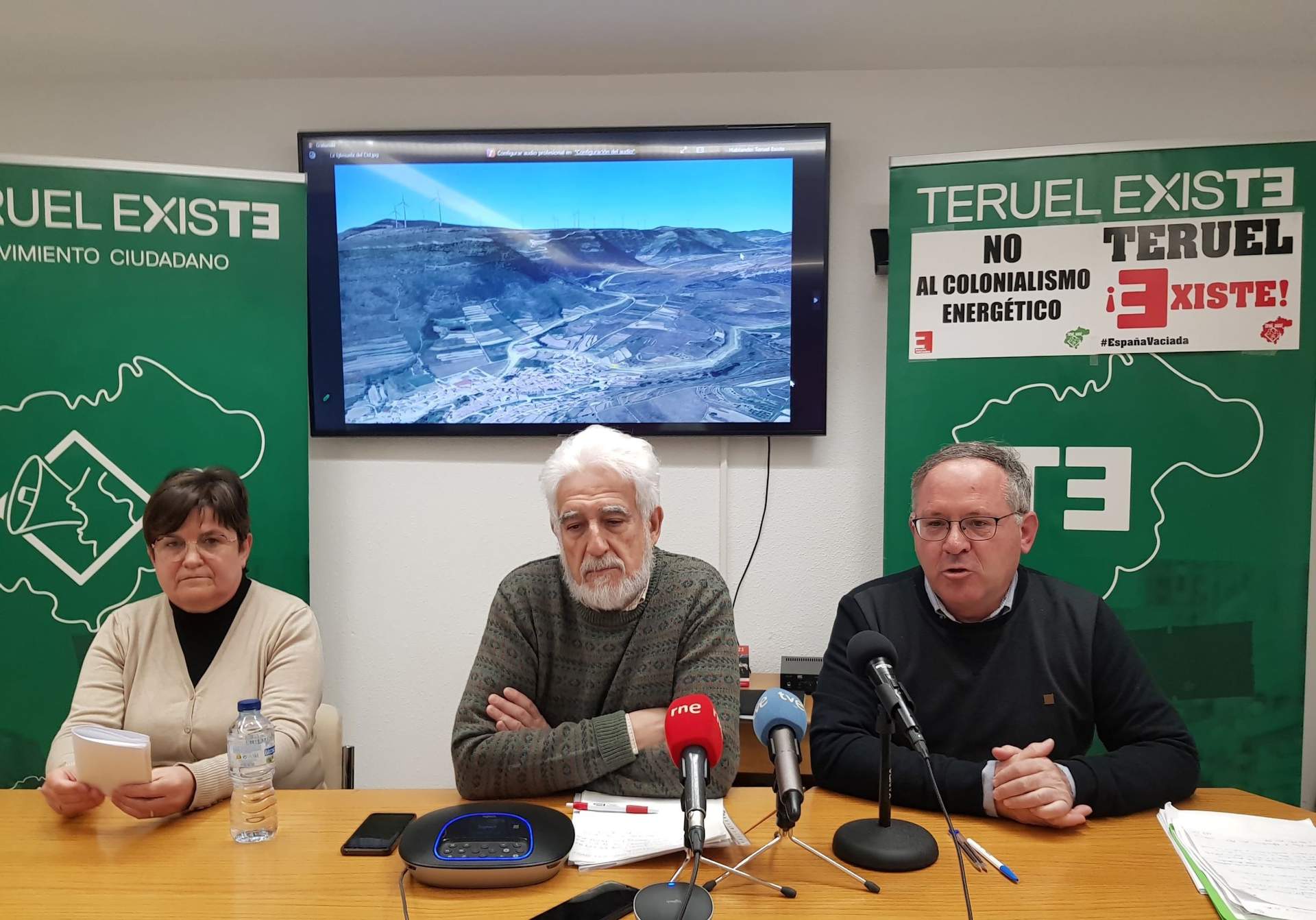 Teruel Existe denuncia en los juzgados la evaluación ambiental del Ministerio al clúster de renovables en el Maestrazgo