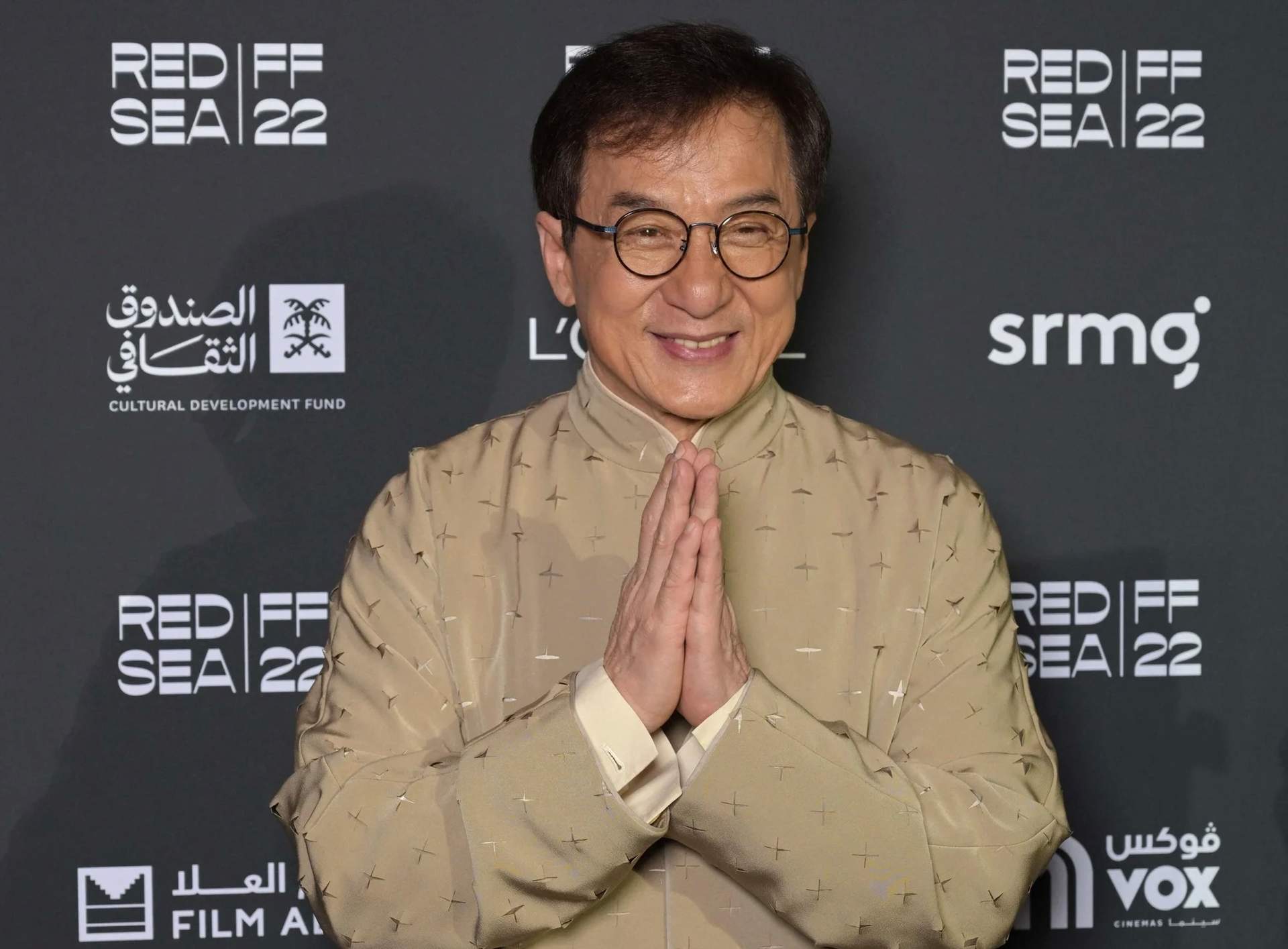 El cambio de Jackie Chan Antes y después.