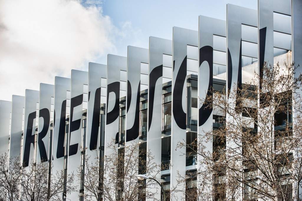 Norges Bank refuerza su apuesta por Repsol y eleva su participación por encima del 5%
