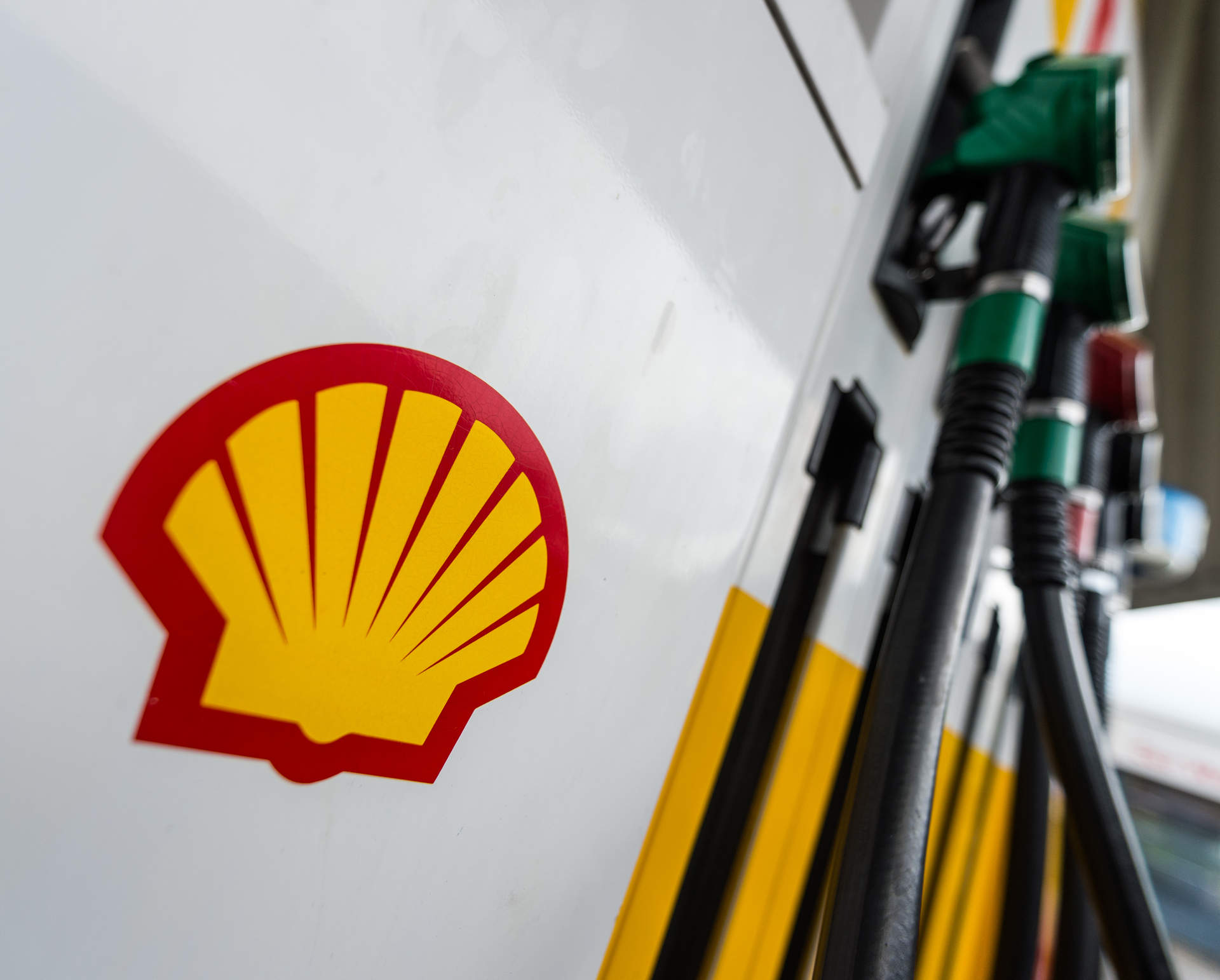 Shell espera un cargo de hasta 4.112 millones por amortizaciones en el cuarto trimestre