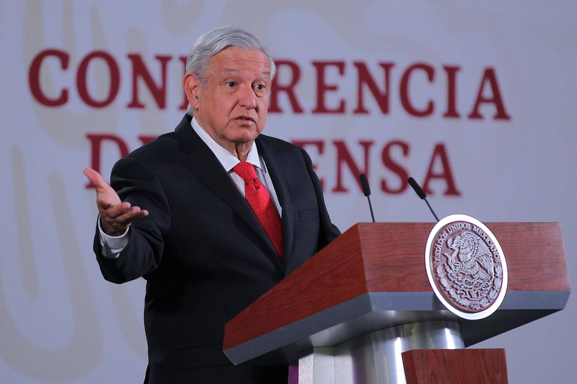 El Gobierno de México buscará subir el salario mínimo sobre la inflación y elevar las pensiones