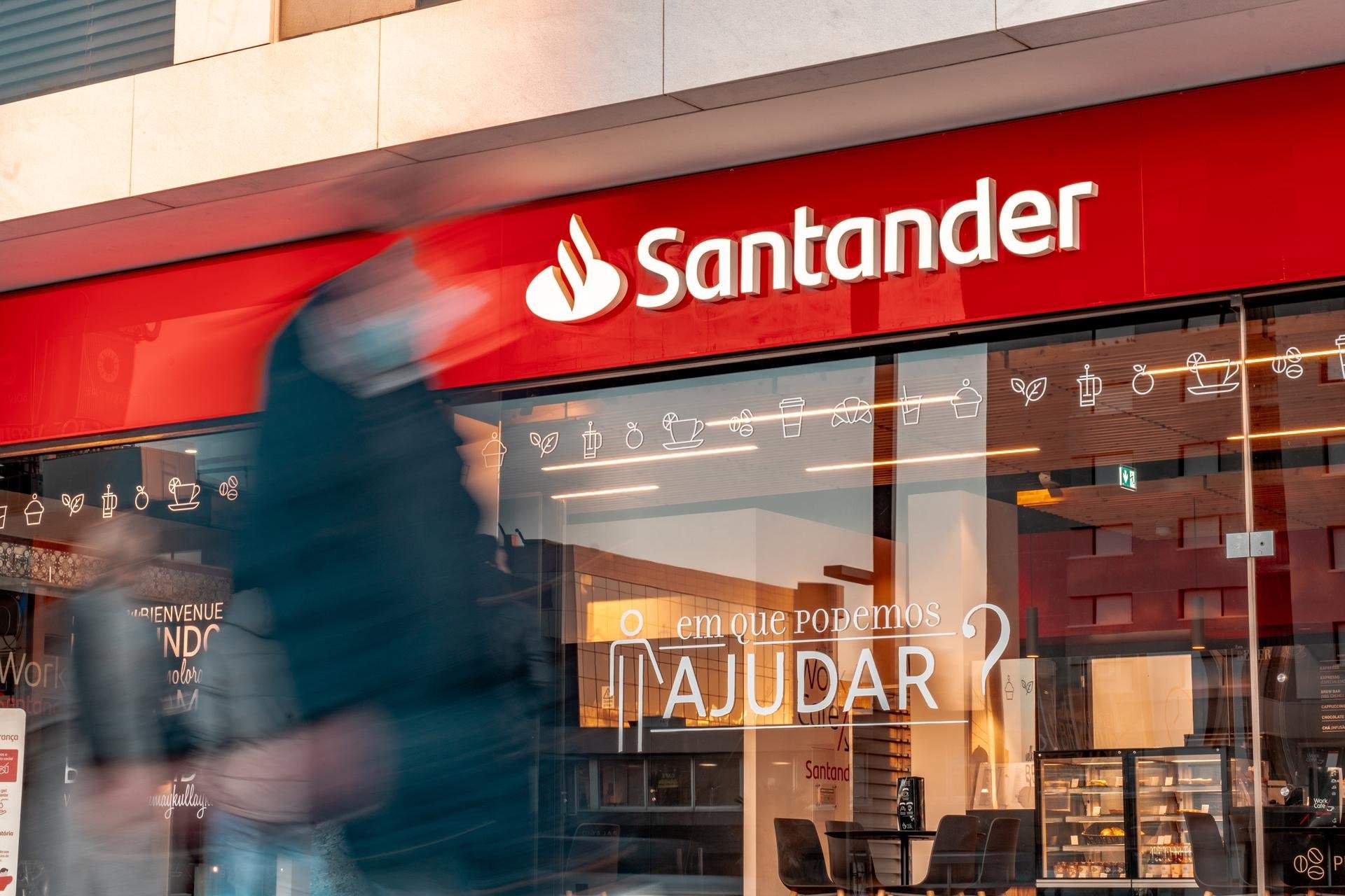 Santander alcanza una cuota del 39% en préstamos ICO en 2023, con 875 millones