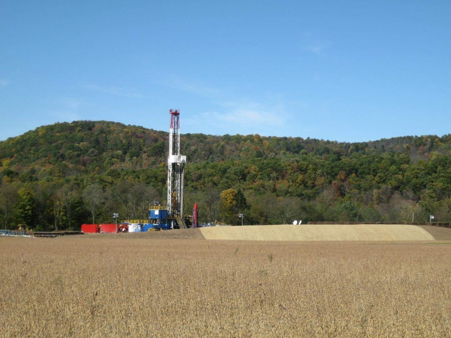 Chesapeake se fusiona con Southwestern Energy para crear el mayor productor de gas natural de EE.UU.