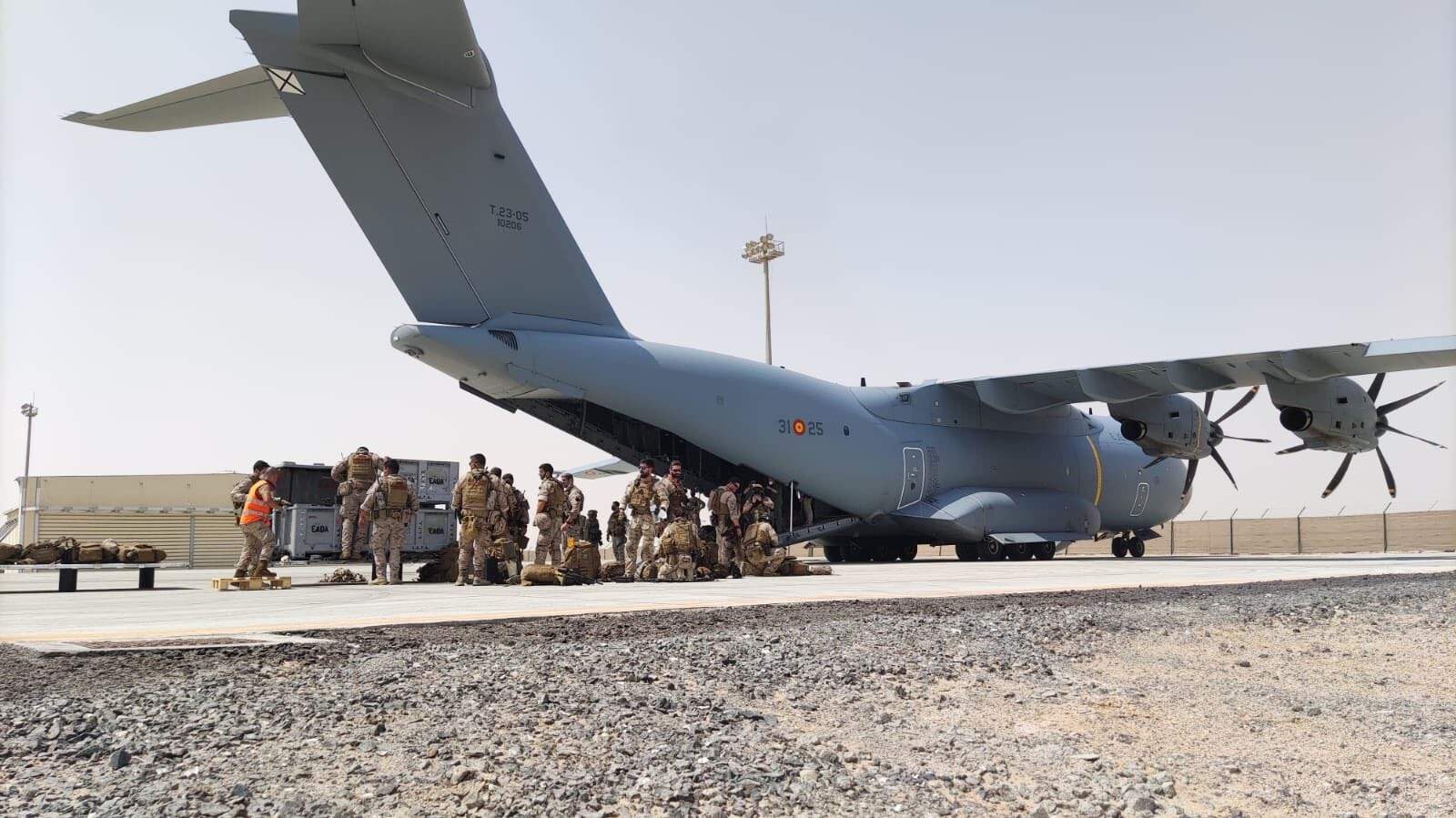 Un avión A400M de Defensa realizando la evacuación de afganos en Kabul, en agosto de 2021 (Foto: Ministerio de Defensa).