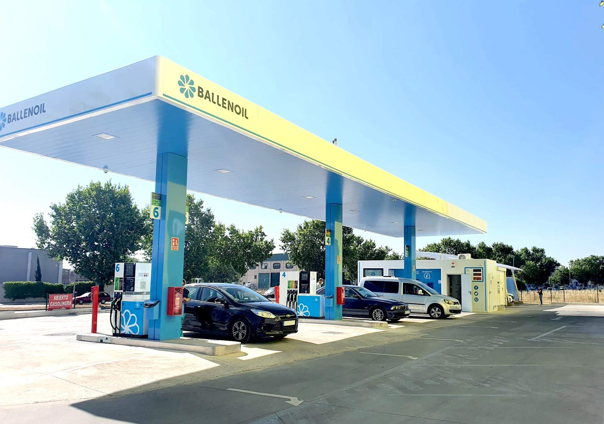 Ballenoil cierra 2023 con 233 gasolineras y prevé sumar otras 110 en España