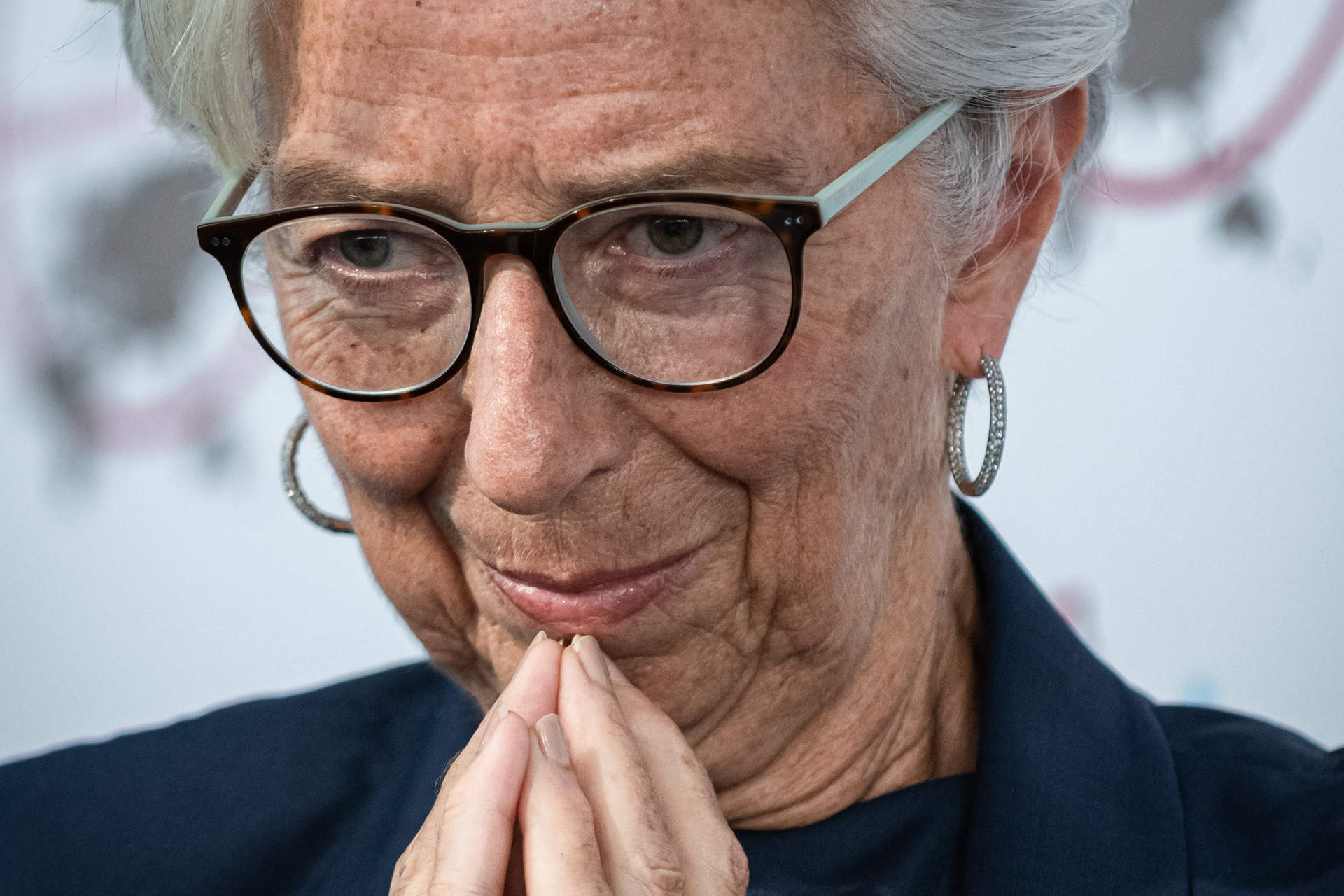 Lagarde gana tiempo y asegura que el Consejo del BCE consideró 