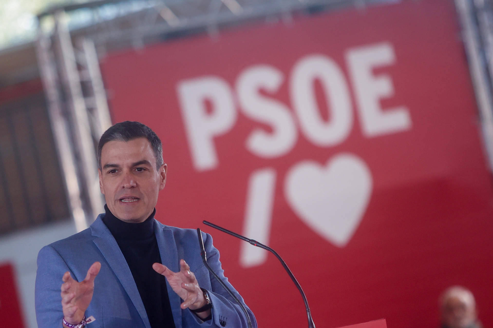 Sánchez defiende la socialdemocracia como la 
