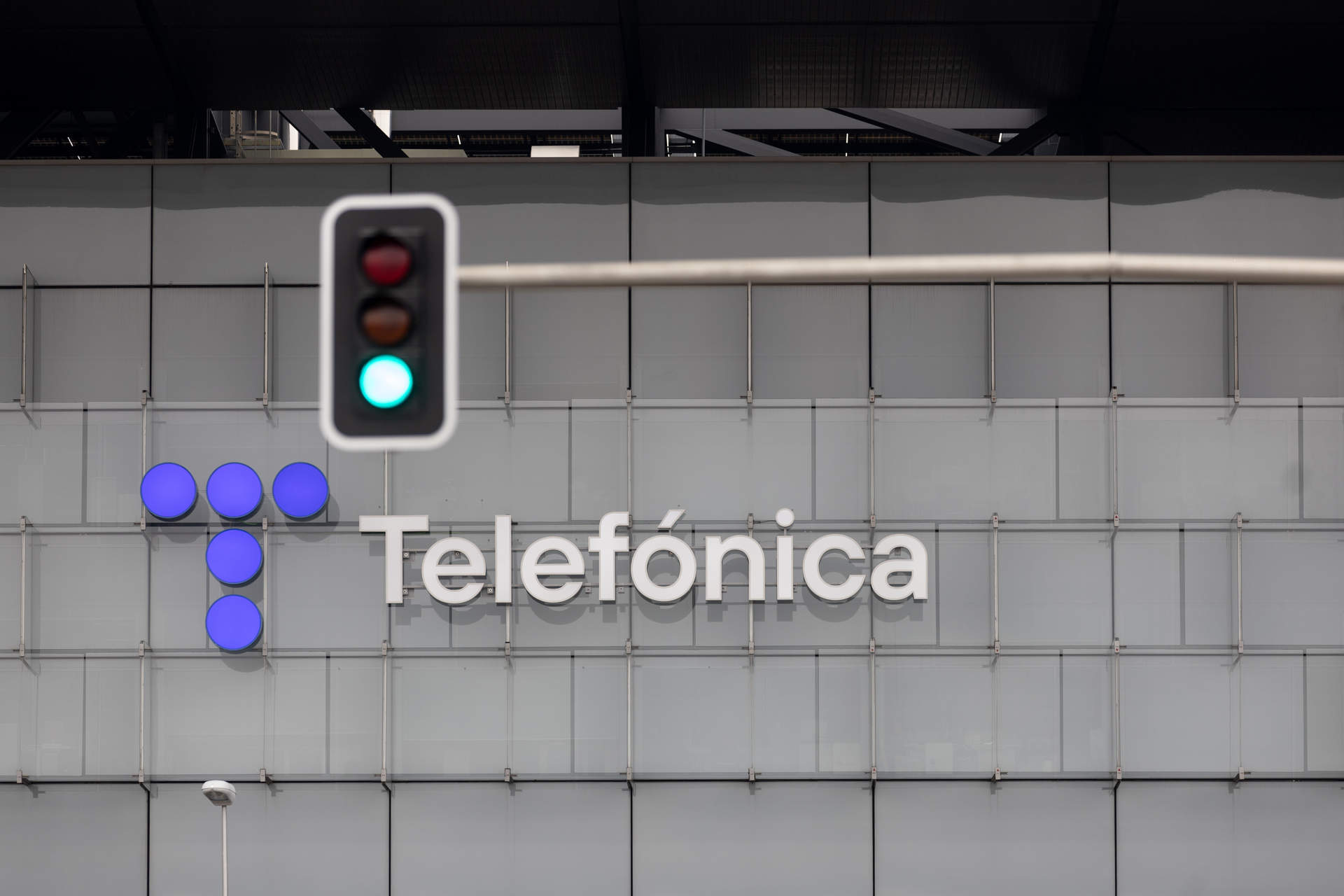 Telefónica será el socio tecnológico global de la empresa de golosinas Fini durante los próximos tres años