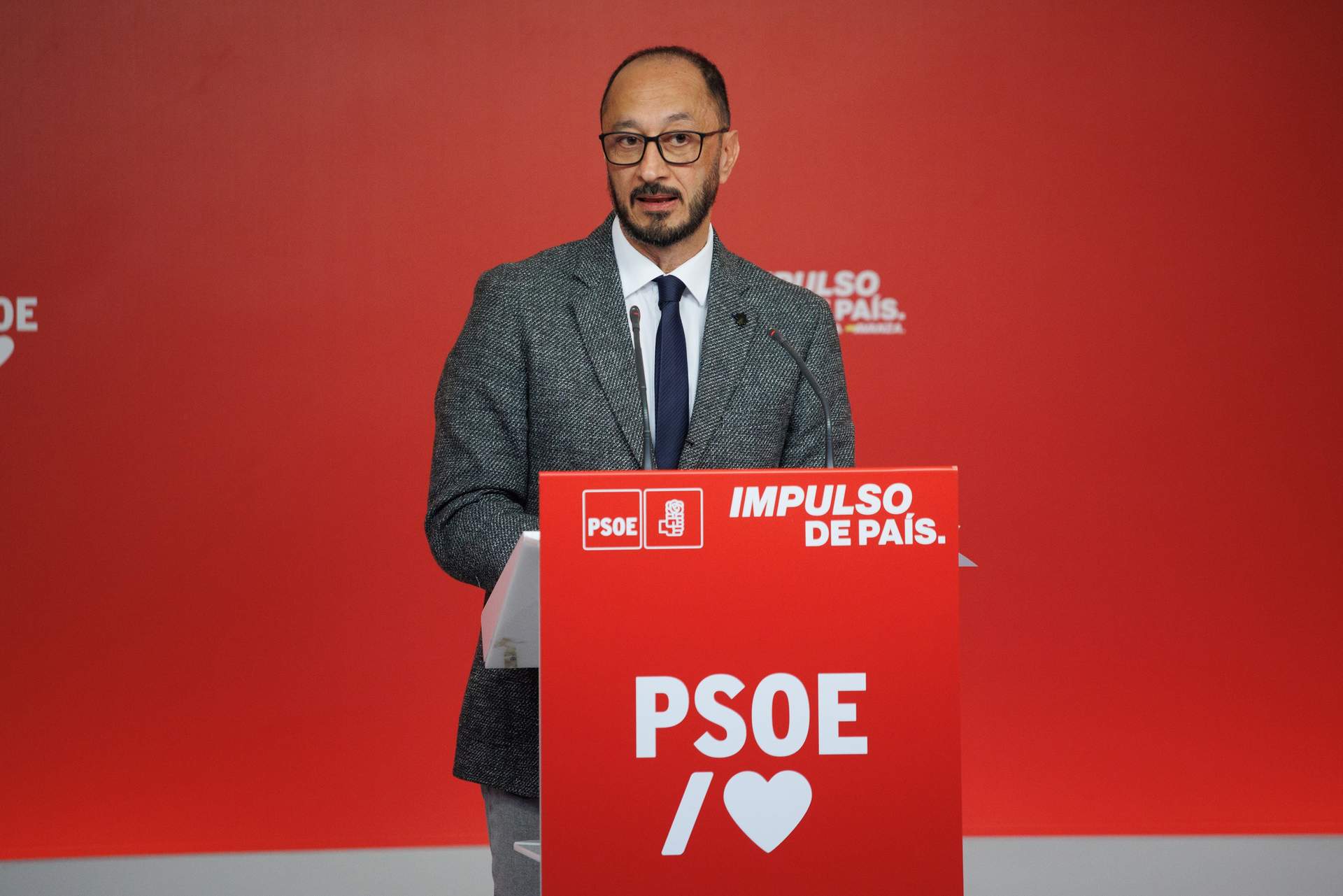 El PSOE va a presentar mociones en ayuntamientos y CCAA para denunciar que el PP votó en contra del techo de gasto