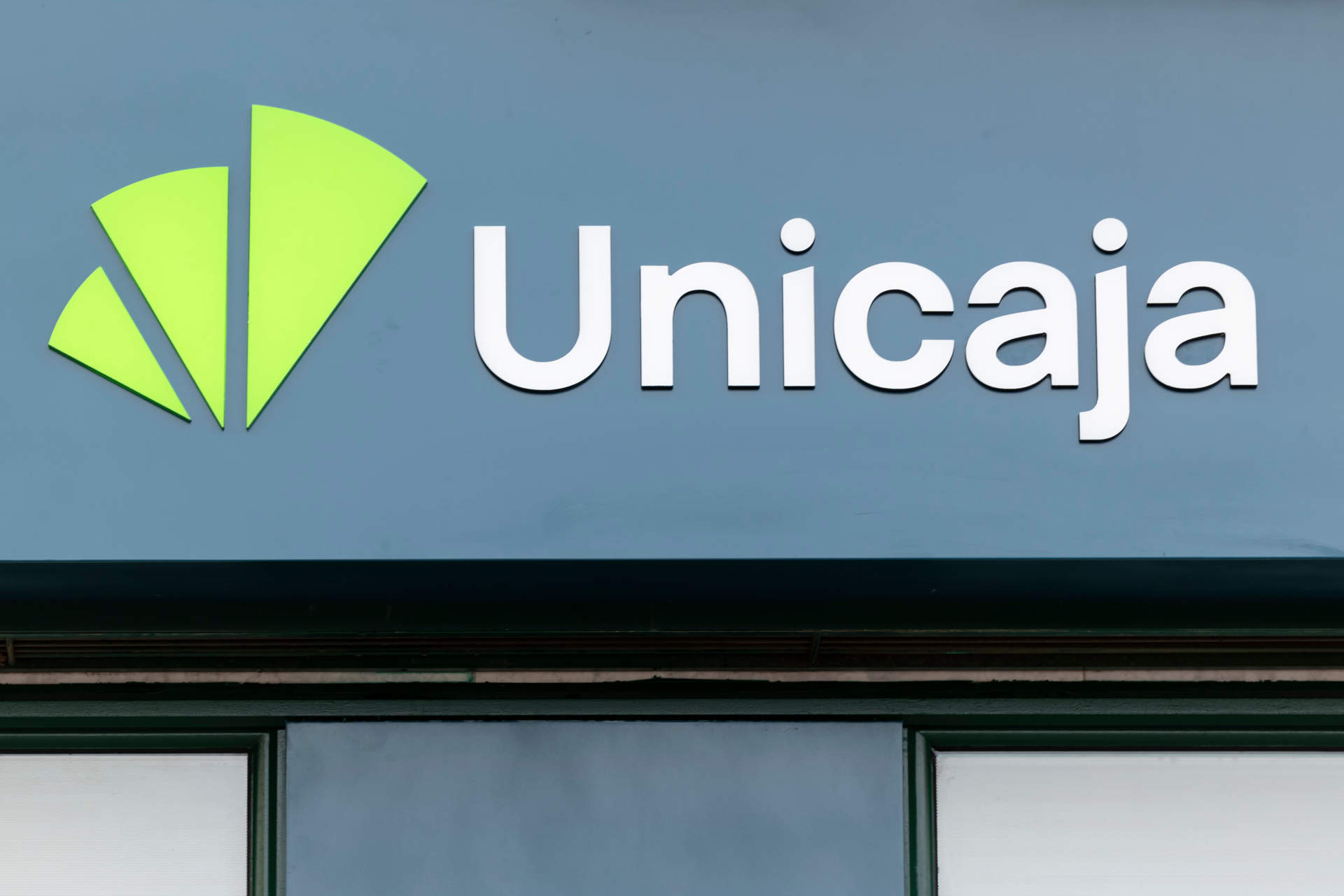 Unicaja ejecuta menos de un 2% de su programa de recompra de acciones en su primera semana