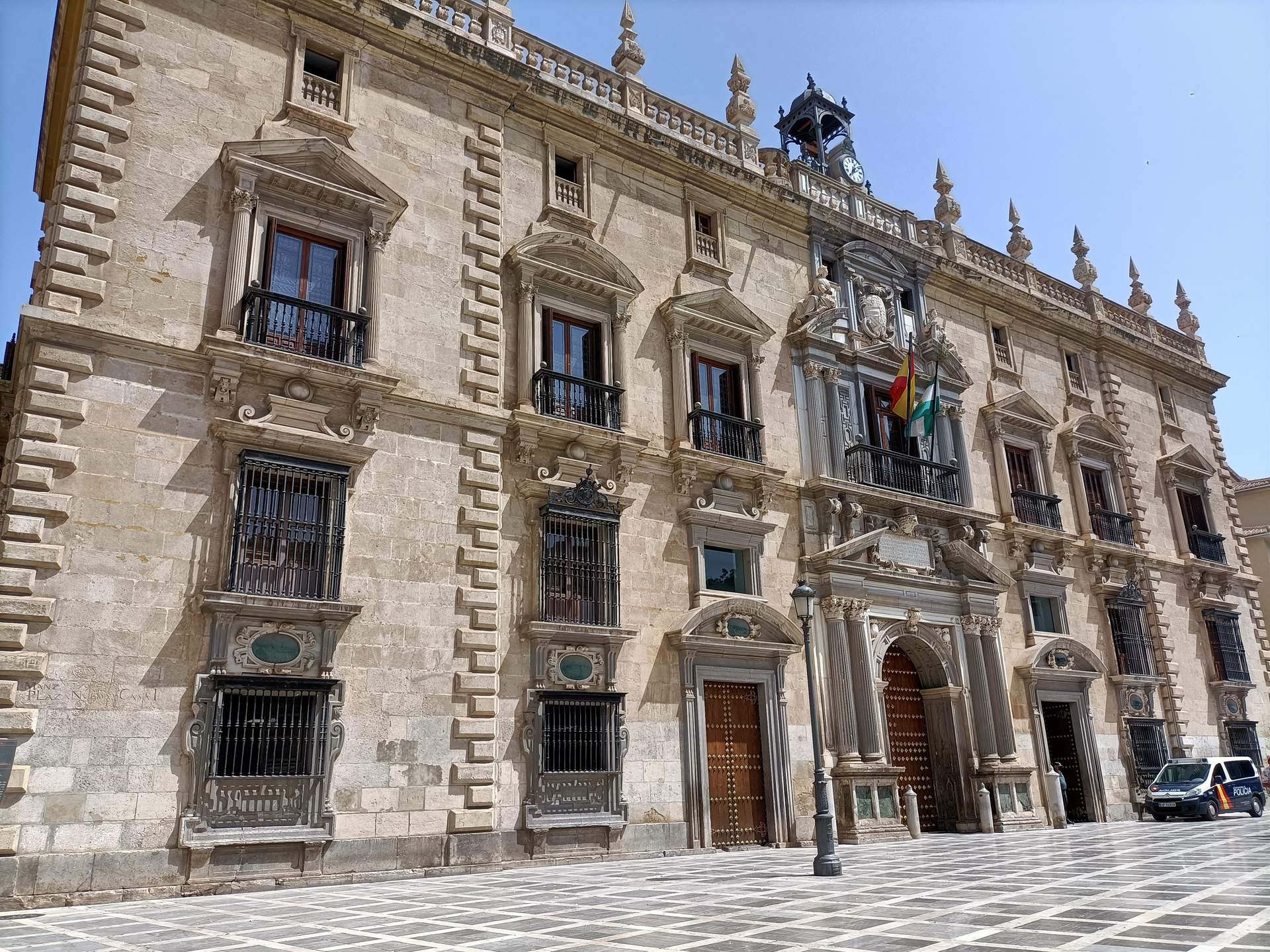 El jurado considera probado que el acusado asesinó a su padre en Albolote (Granada)