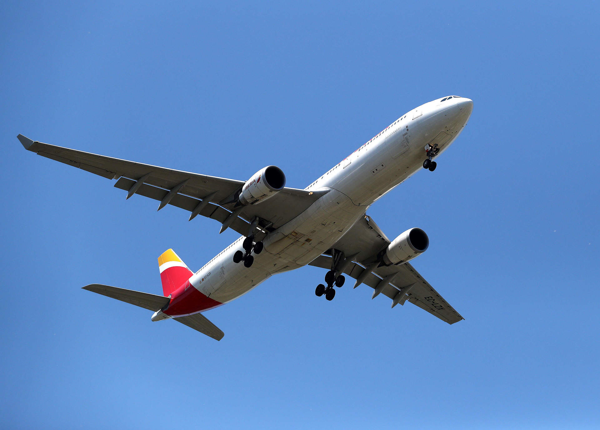 El Gobierno remite a las Cortes el acuerdo para disponer de agentes de seguridad en vuelos entre España y EEUU