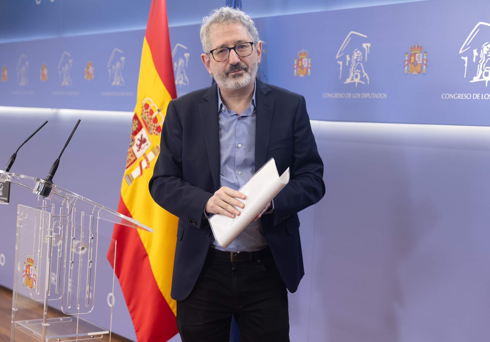 Sumar celebra que Sabadell rechace una fusión con BBVA y alerta por la alta concentración bancaria en España