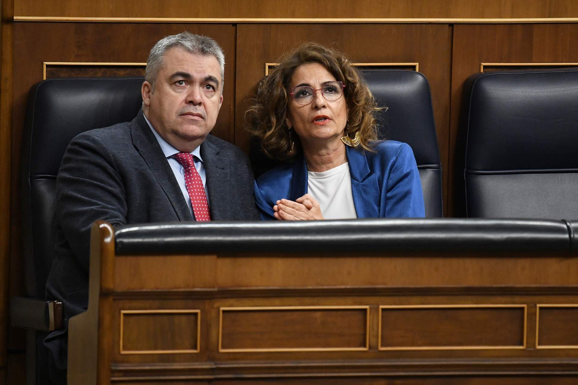 Montero, Cerdán y Bolaños ya están en Ferraz para seguir el recuento electoral