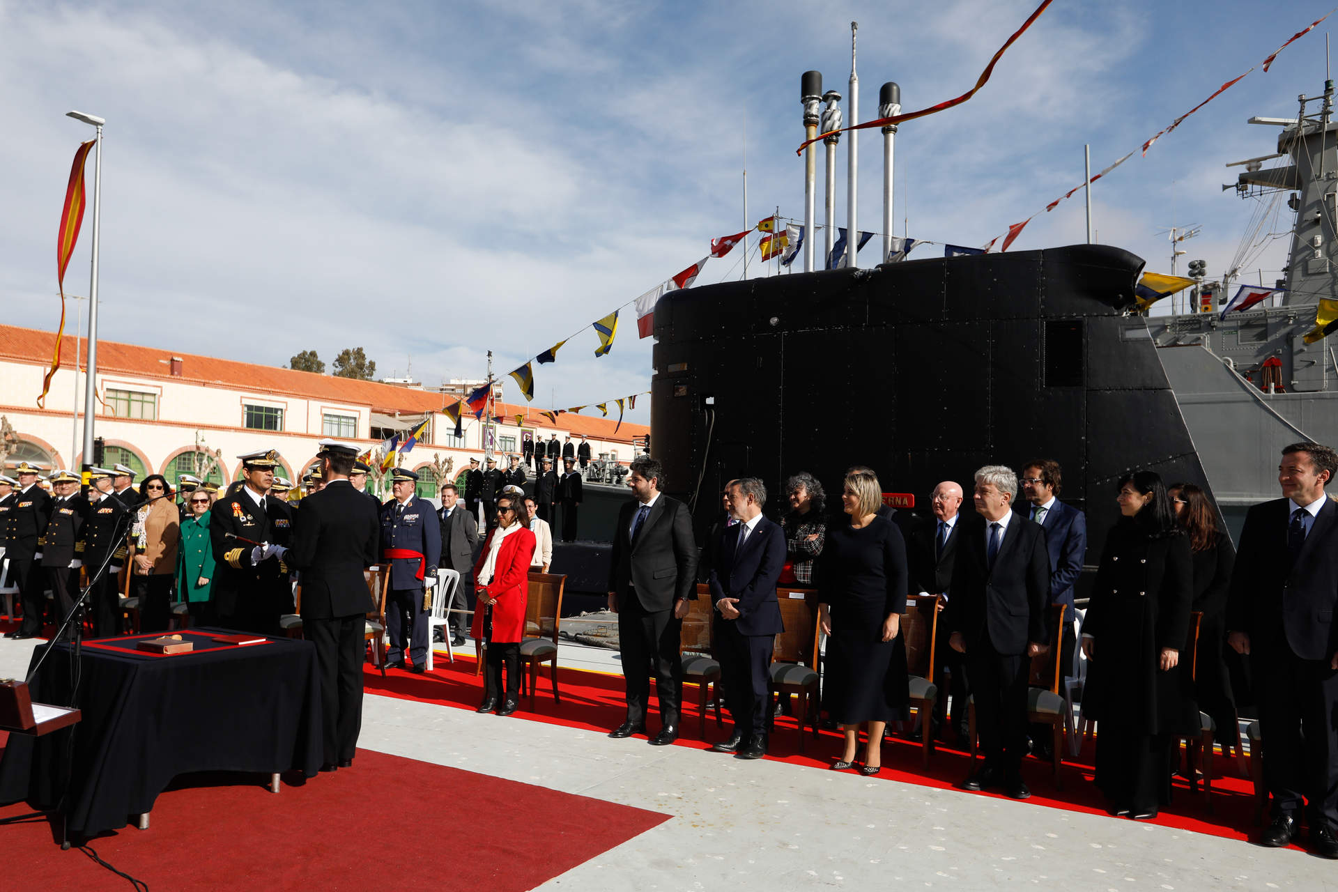 Margarita Robles preside el acto de entrega a la Armada del submarino S-81 'Isaac Peral' por parte de Navantia, en noviembre de 2023 (Foto: Edu Botella / Europa Press).