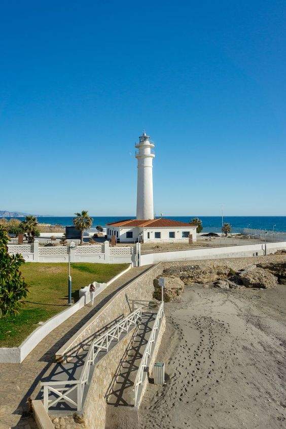 ¿Cuáles son las actividades que más se realizan en Torrox?