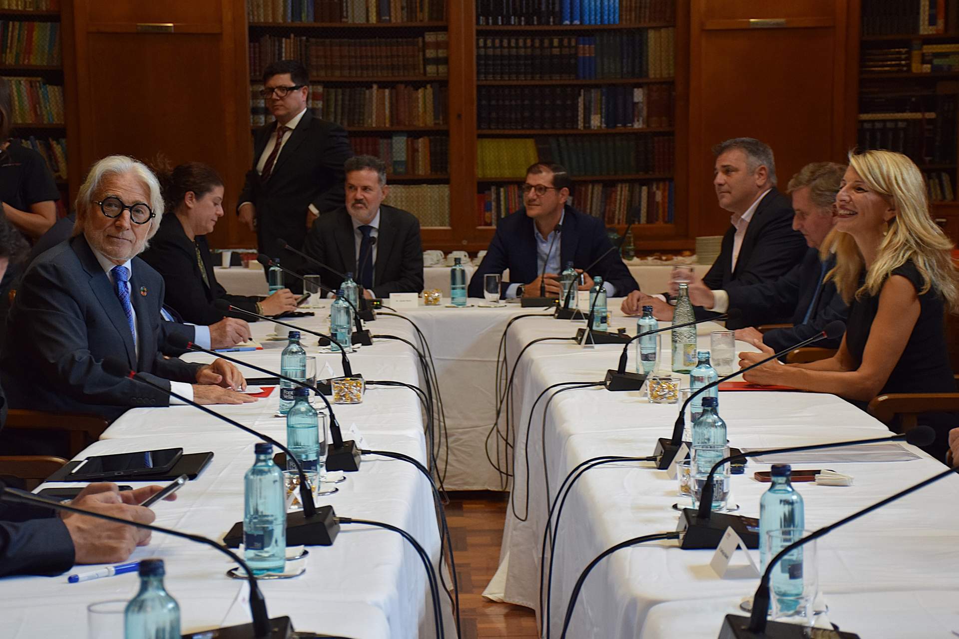 Reunión de la vicepresidenta Yolanda Díaz en Foment del Treball.