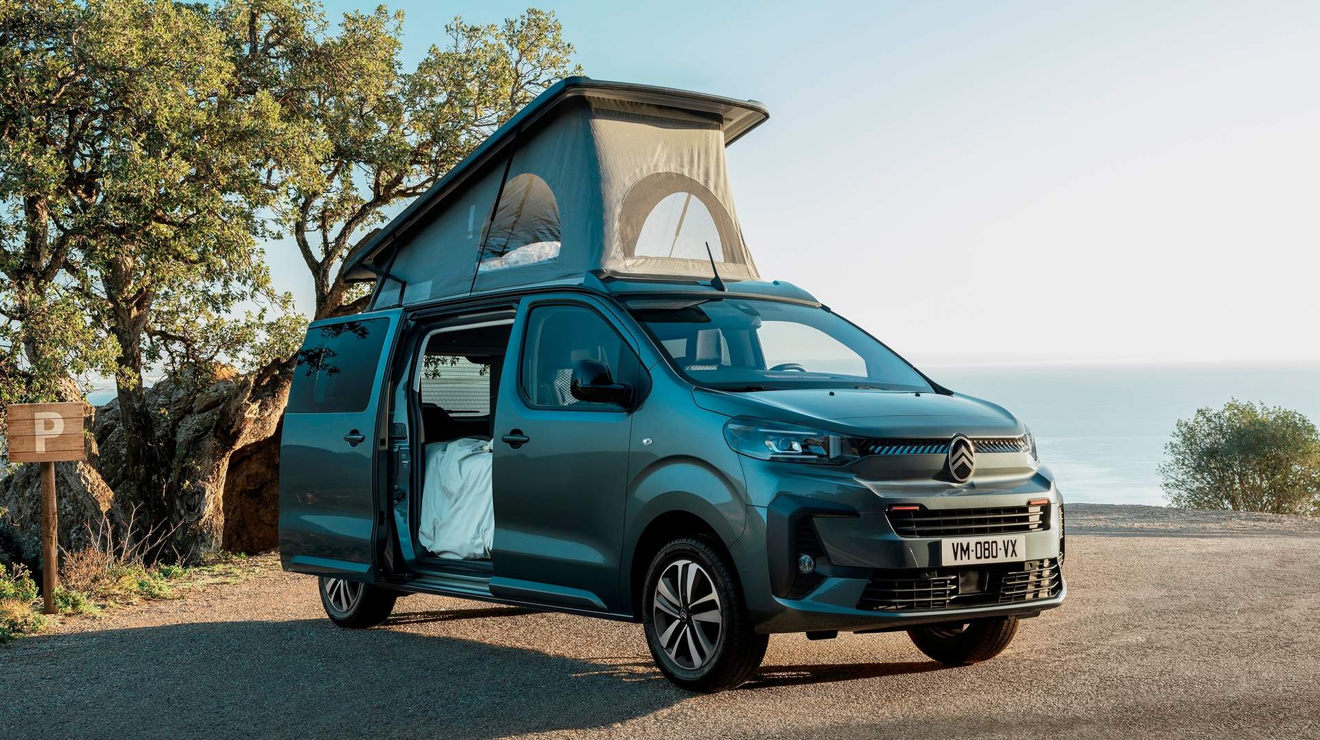 Citroën también tiene presencia en el reñido sector de los vehículos camper de la mano de su modelo Holidays.