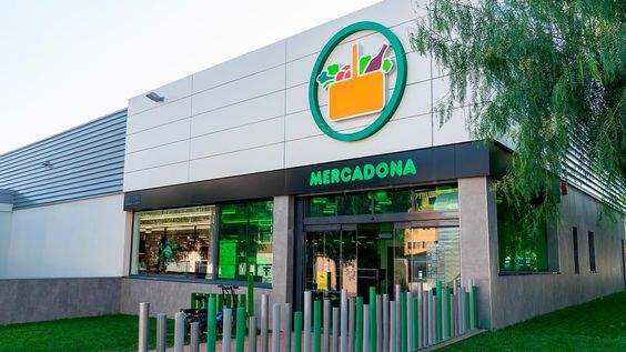 Descubre el producto mágico de Mercadona: Tu calzado estará siempre limpio